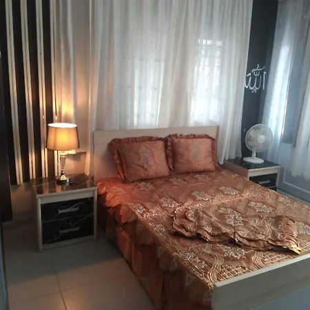 Villamalikane Kamp alanı Kuşadası